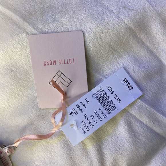 NWT PacSun one-shoulder crop top - Picture 3 of 3